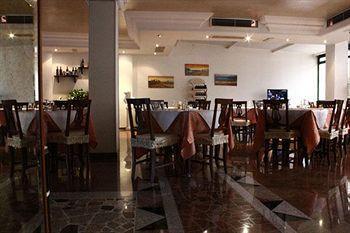Porto Cesareo Hotel 3*